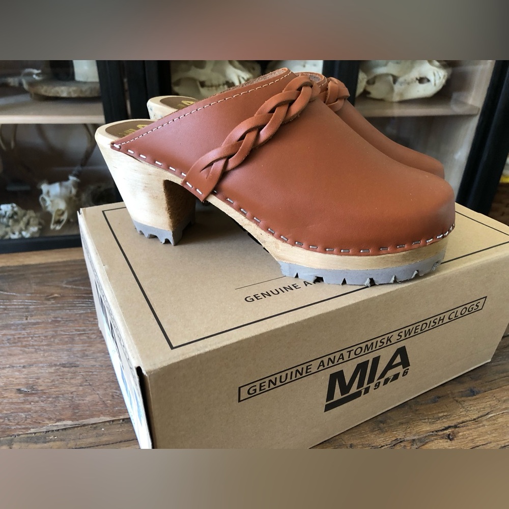 MIA Elsa Mule